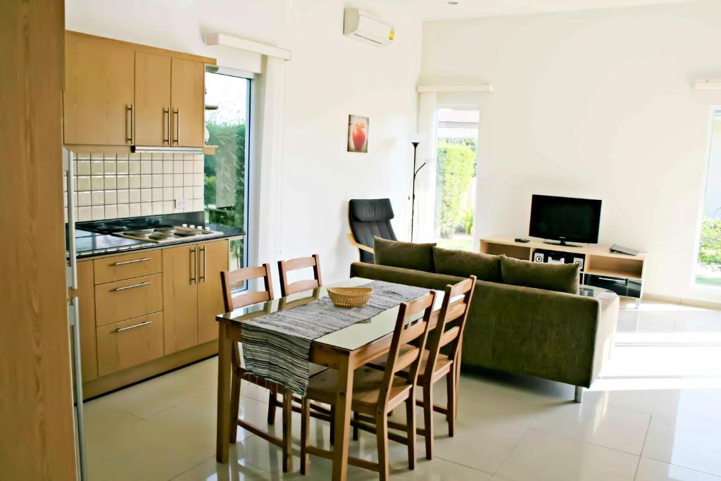 Garden Hills Villa Resort Cha-Am Quarto foto