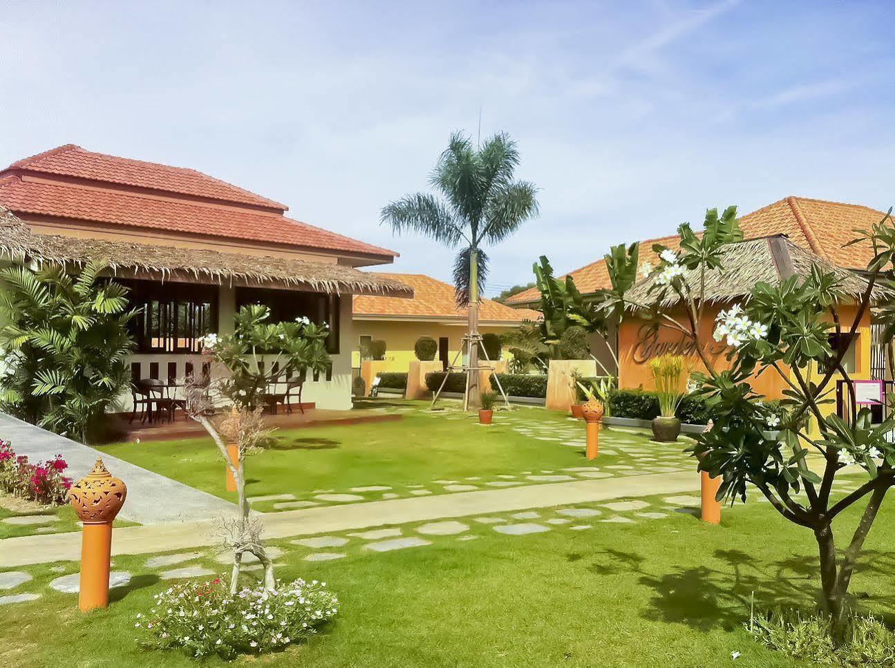 Garden Hills Villa Resort Cha-Am Exterior foto
